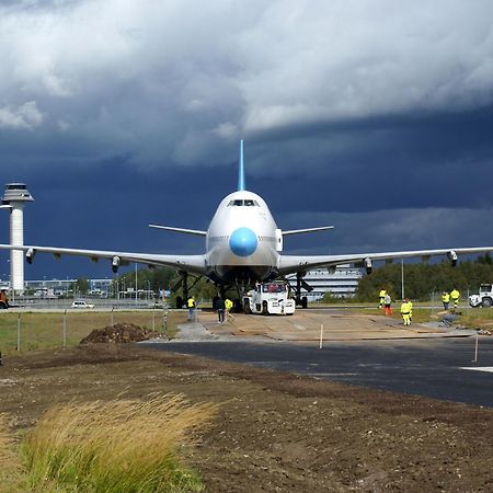 Stf Jumbo Stay Stockholm Arlanda Eksteriør billede